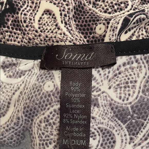 Soma intimates Black v neck short sleeve lace trim sleep top size medium - Picture 6 of 6